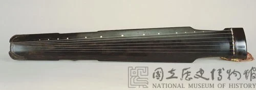 “冠古”仲尼式琴实物照片